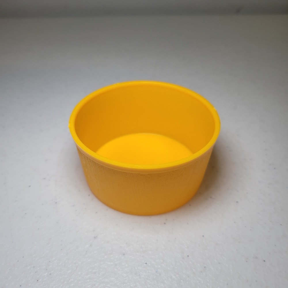 2004‎ Mouse Trap Replacement Piece Yellow Washtub Hasbro Board Game Part